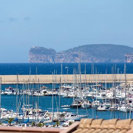 Sans Soucis View Terrazza E Posto Auto アルゲーロ
