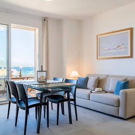 Sans Soucis View Terrazza E Posto Auto アパート *